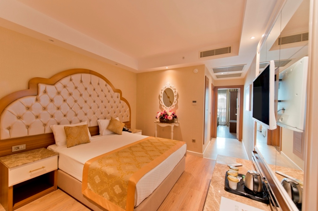 Family Room 2 Bedrooms 1