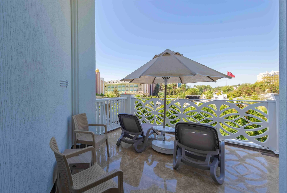 Standard Room With Terrace 4