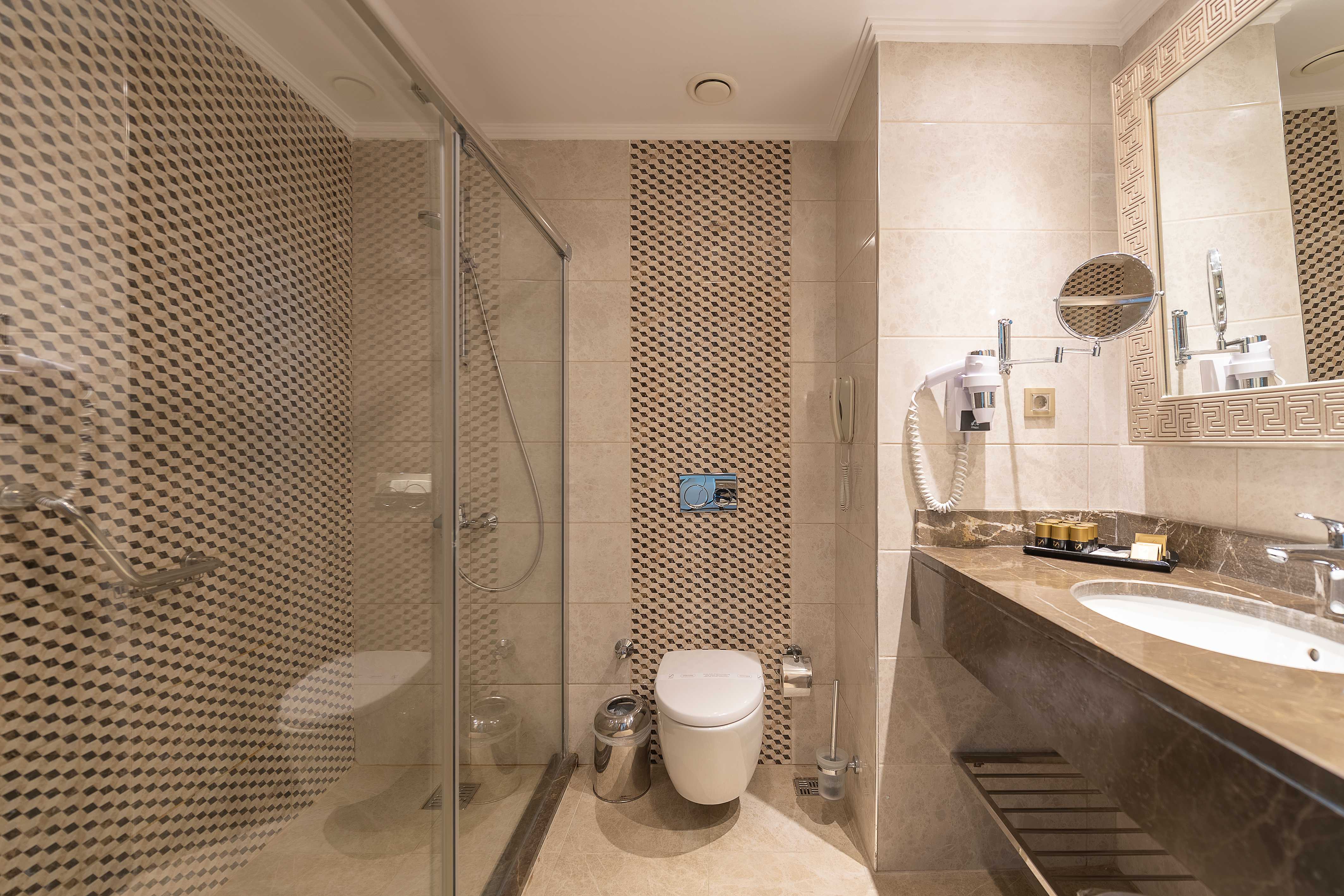 Standard Room With Balcony 4