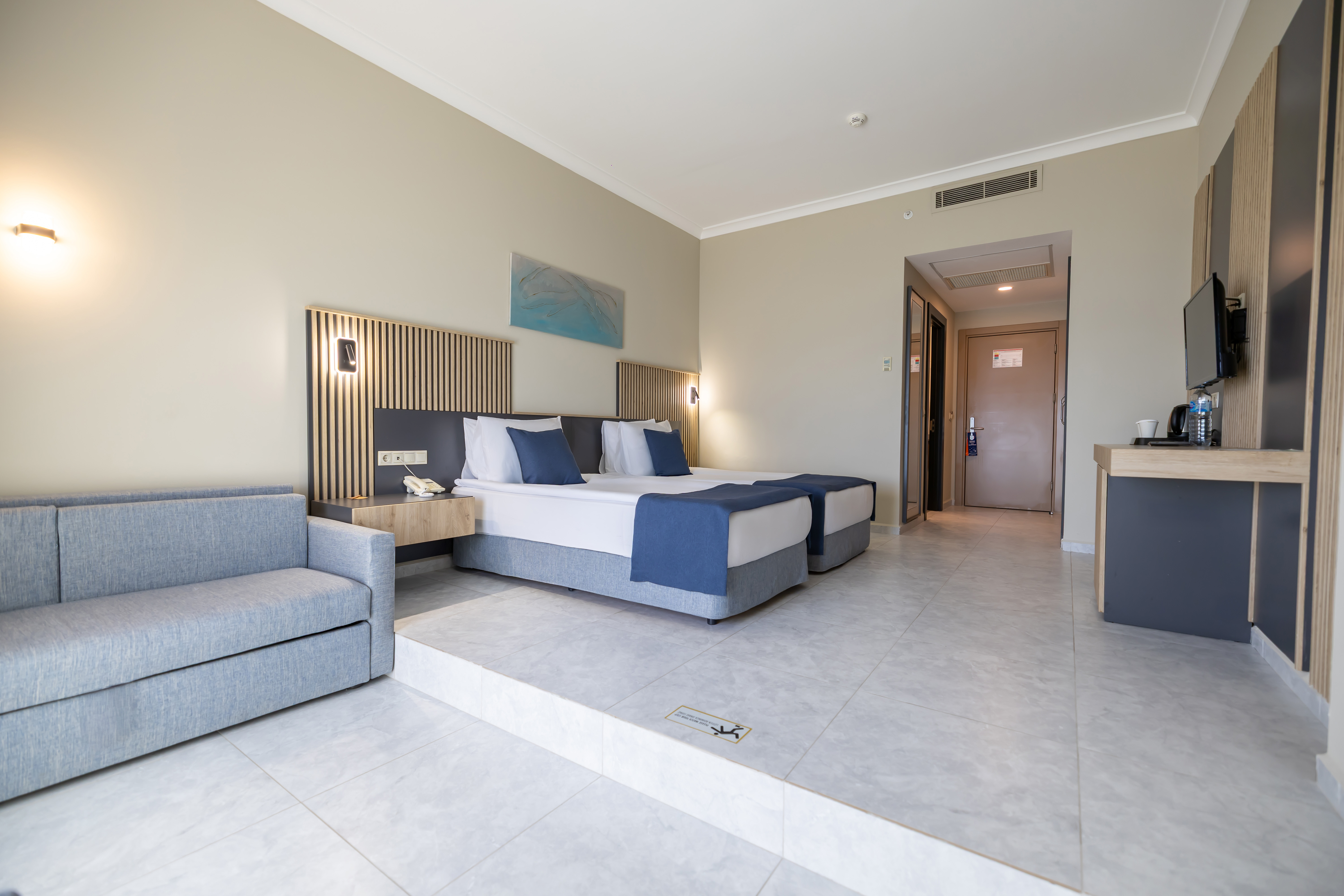 Club Standard Land View Room 1