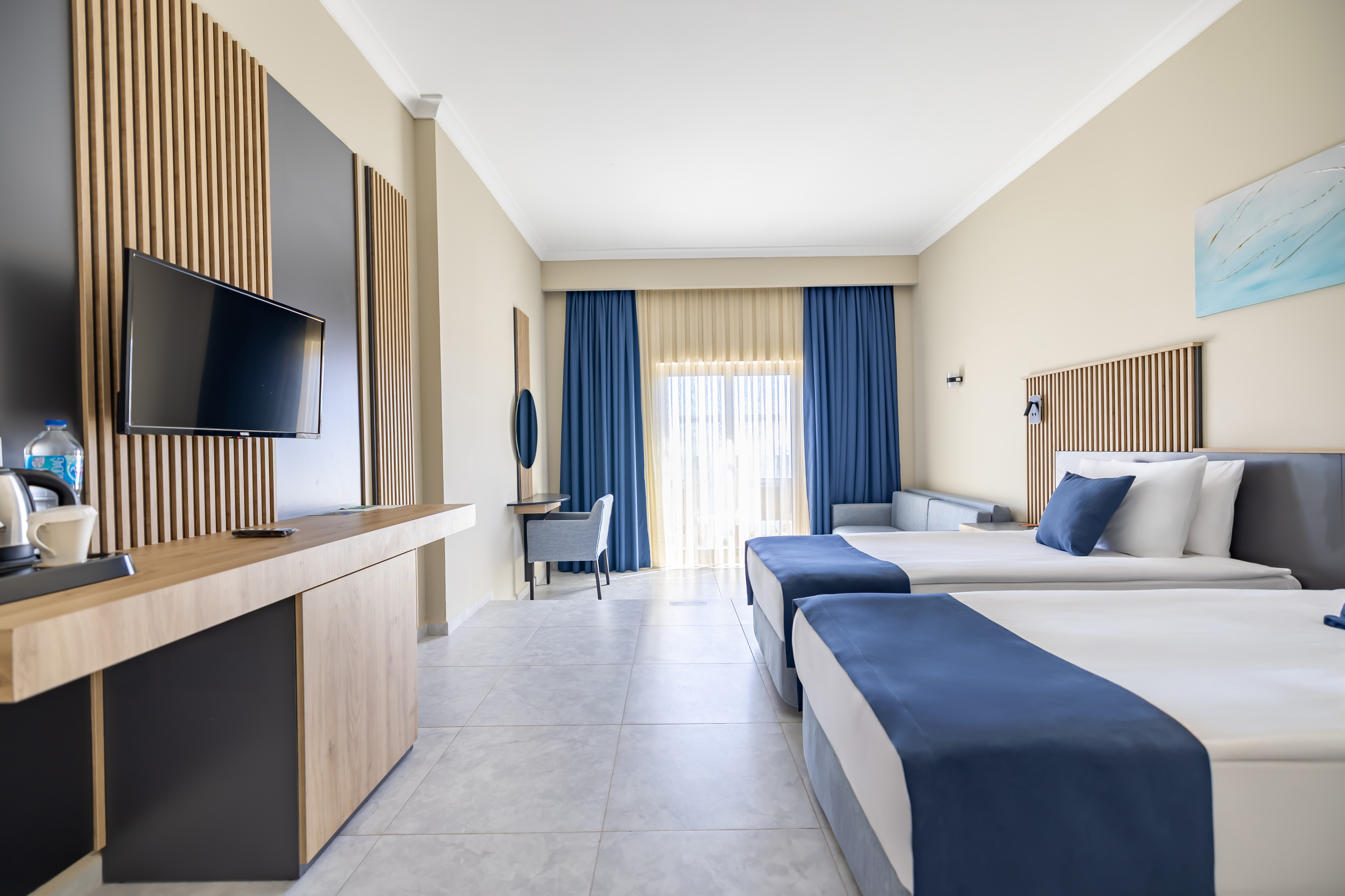 Club Standard Land View Room 3