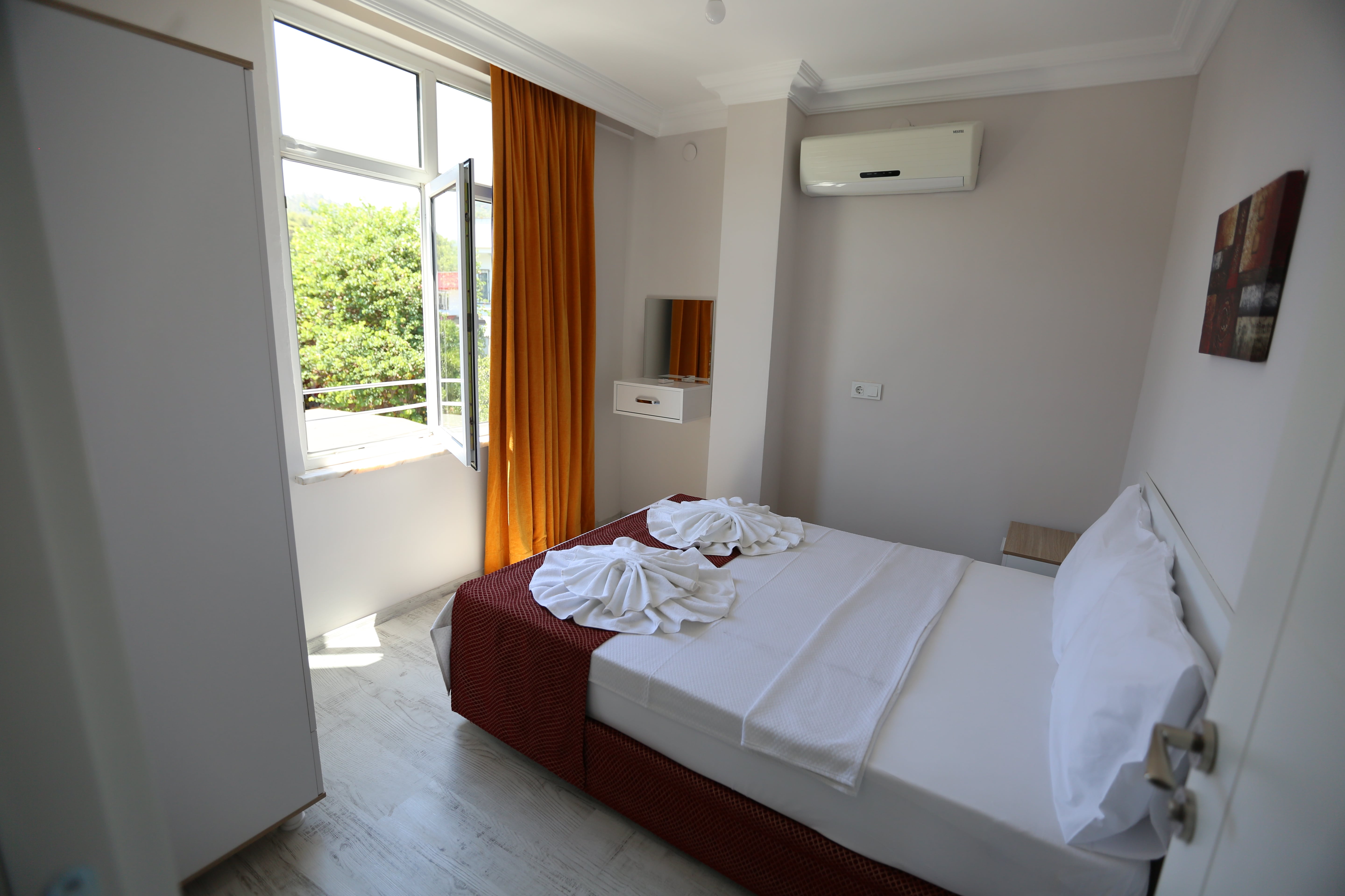Suite Room 1