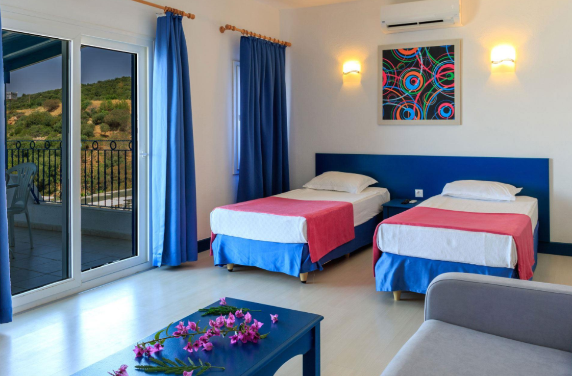 Club Grand Family Room 1