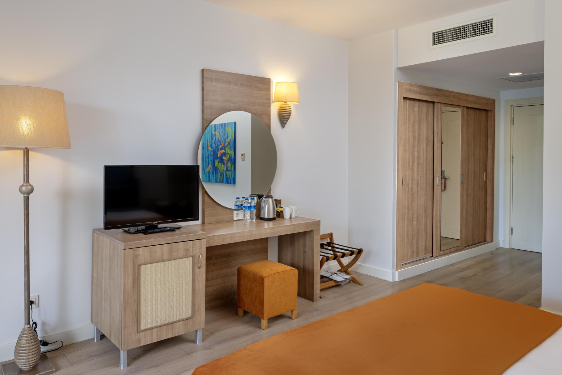 Hotel Standard Room Type A 3