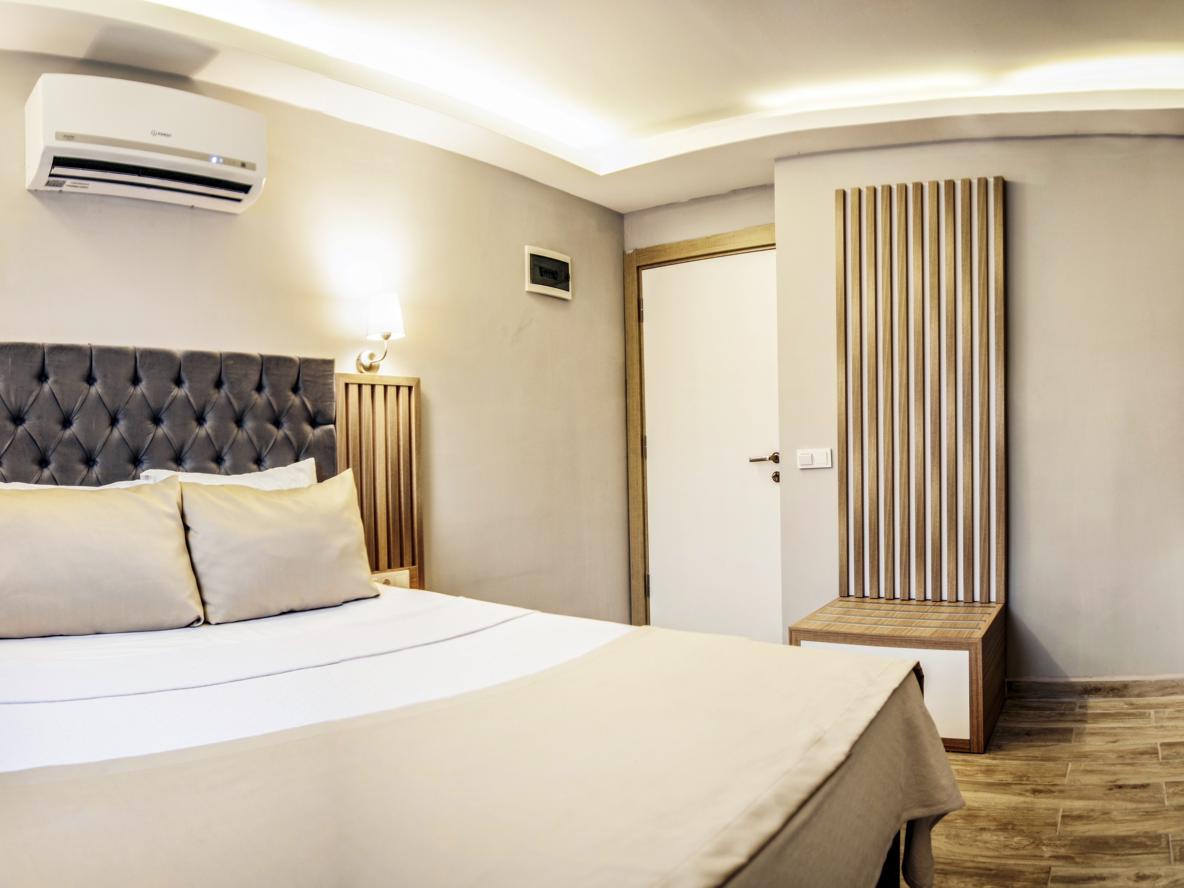 Anex Room 1