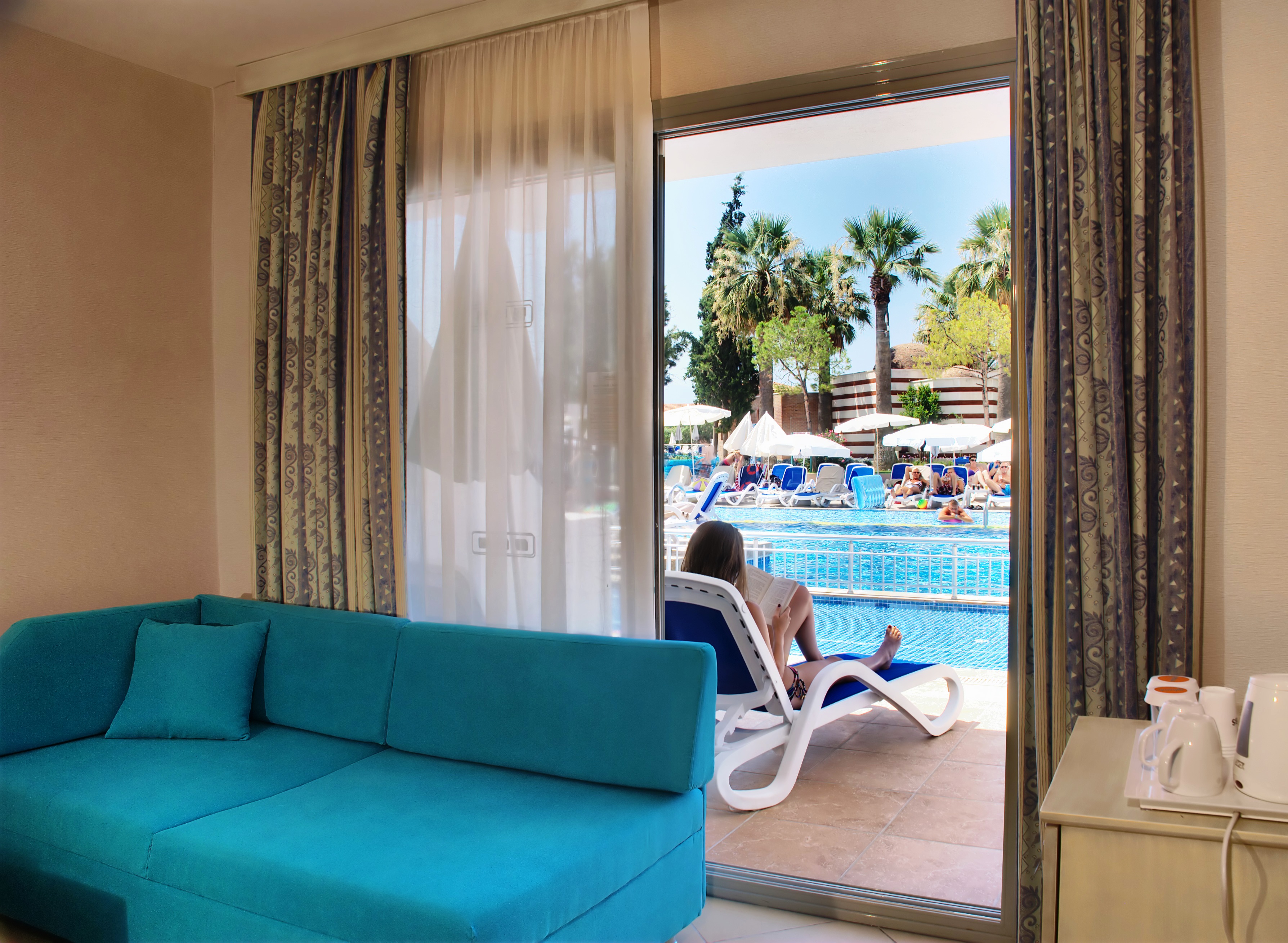 Family Pool Suite With Balcony 2
