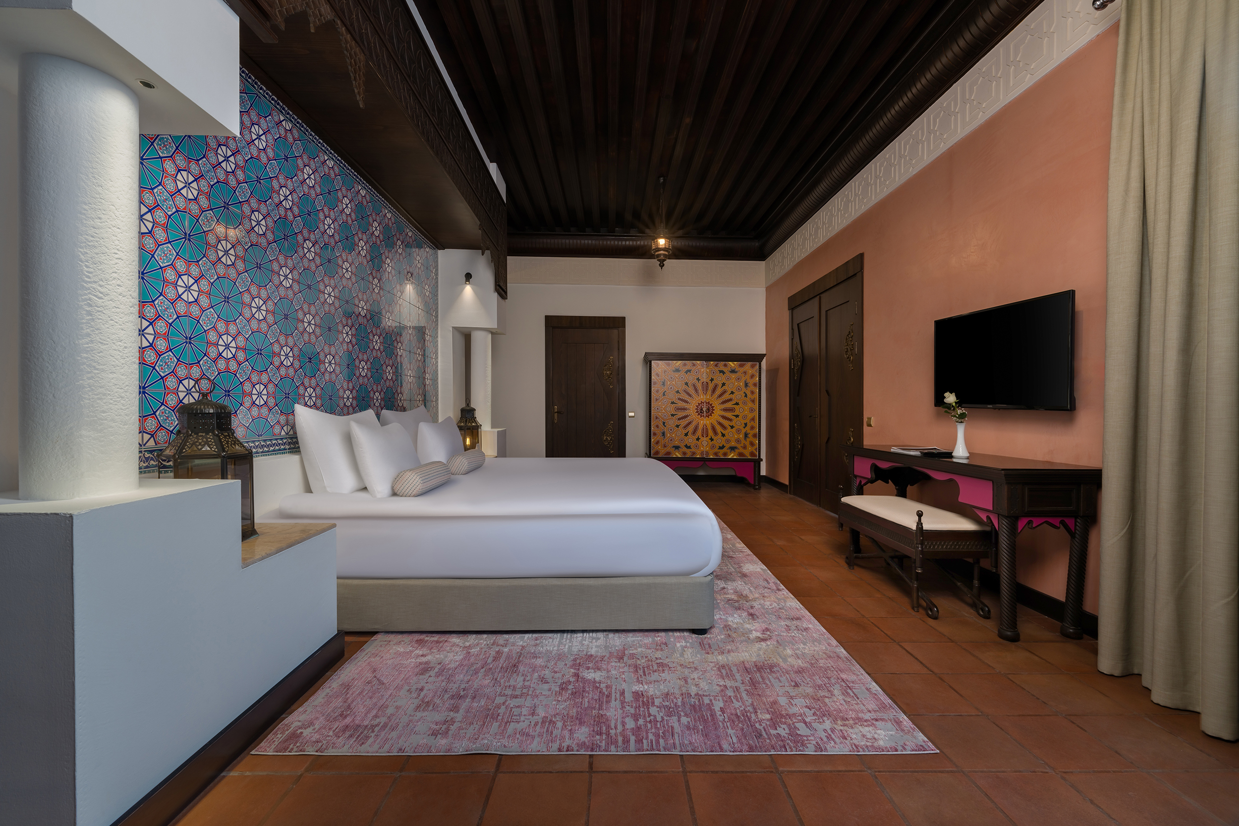 Sultan Suite with Jacuzzi 2