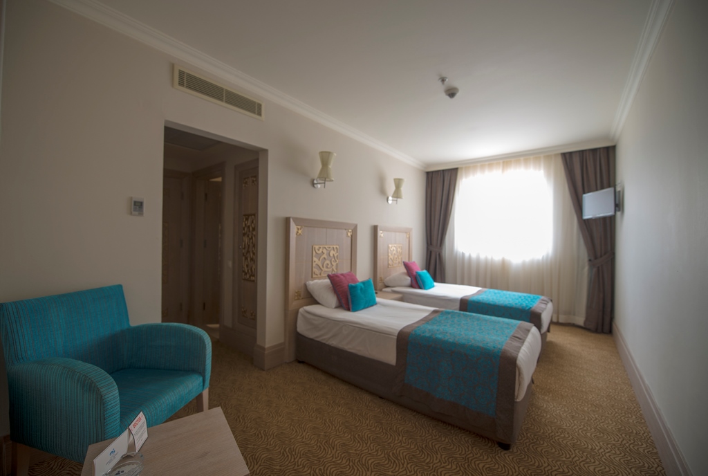 Family Room Land View 2 Bedrooms 1