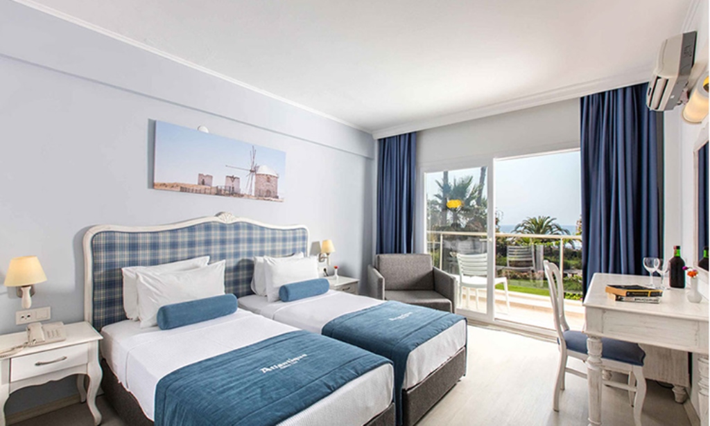 Standard Room Land View Balcony Or Terrace 1
