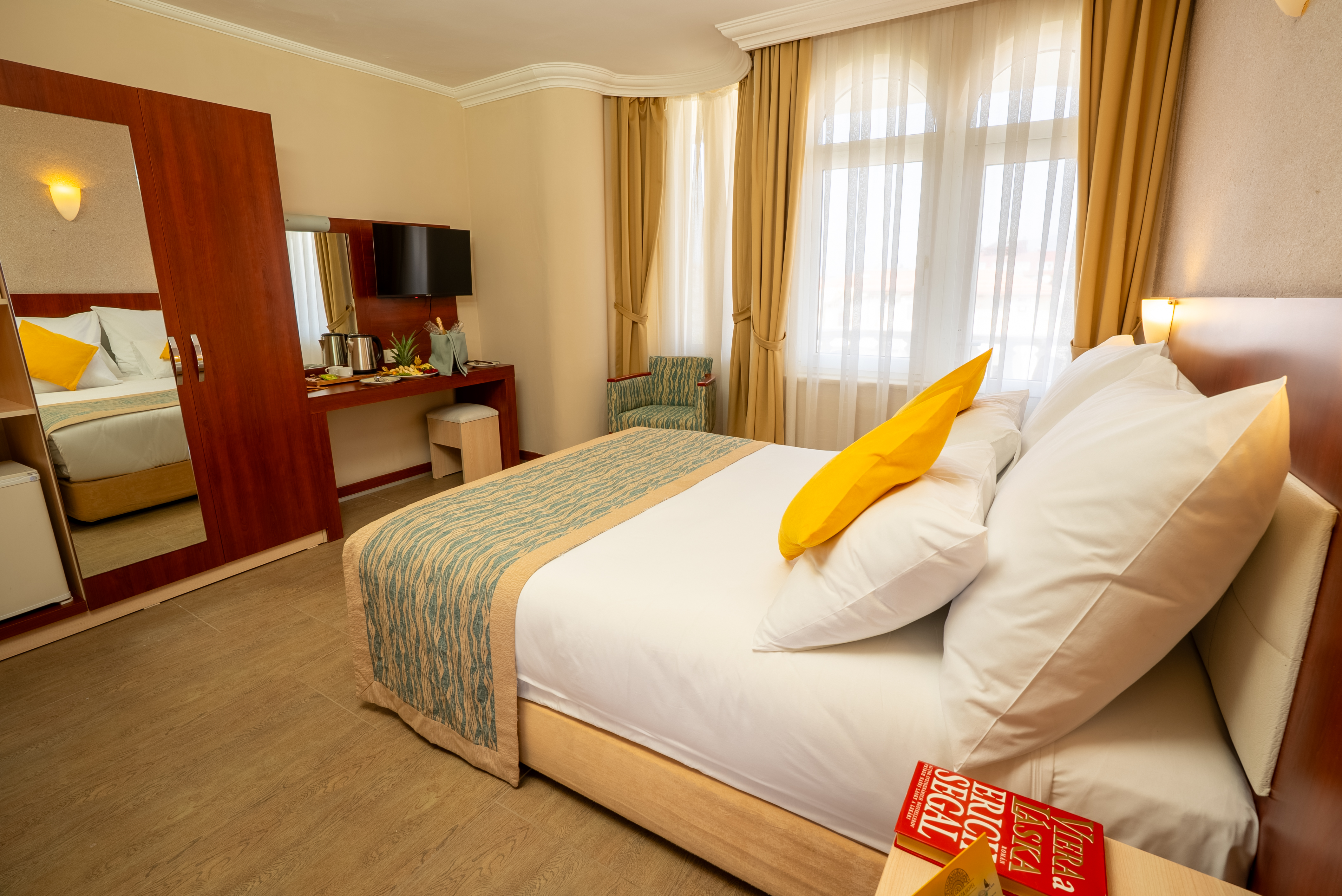 Standard Room Side Sea View 1