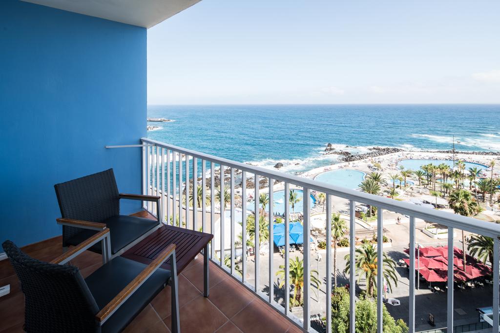 Double room with balcony 1