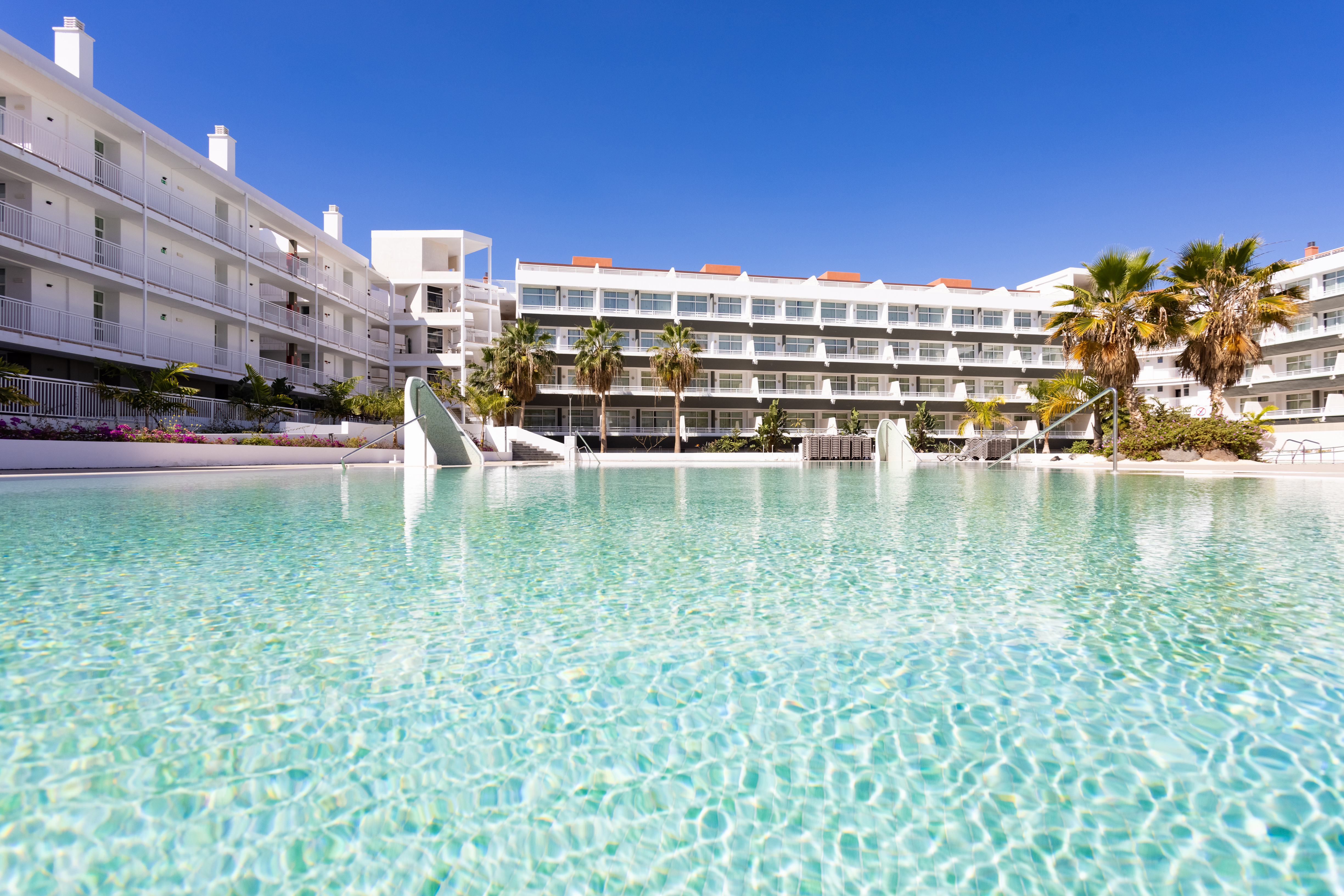 Gara Suites Golf & Spa