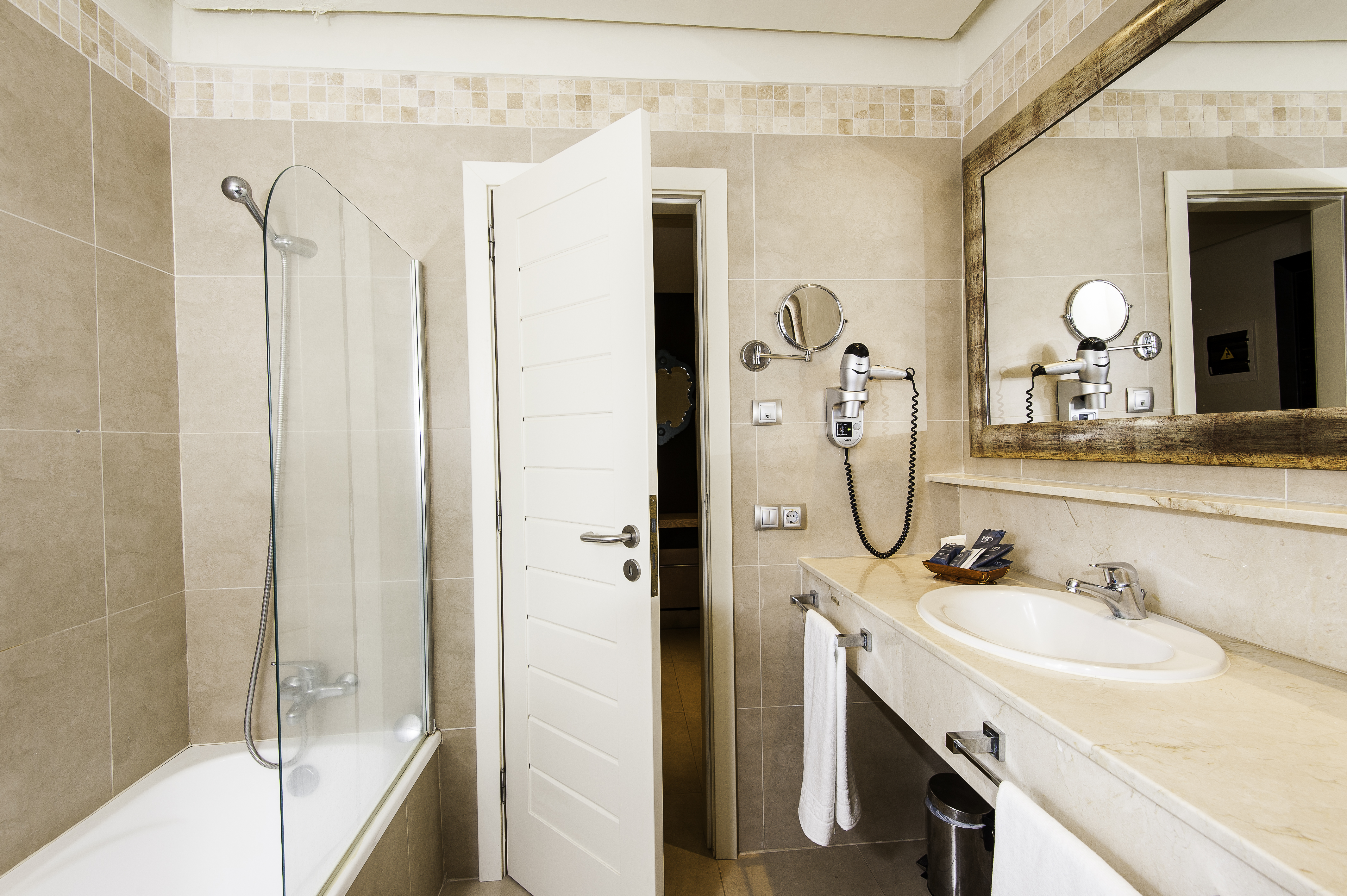 Junior Suite Sea View 2