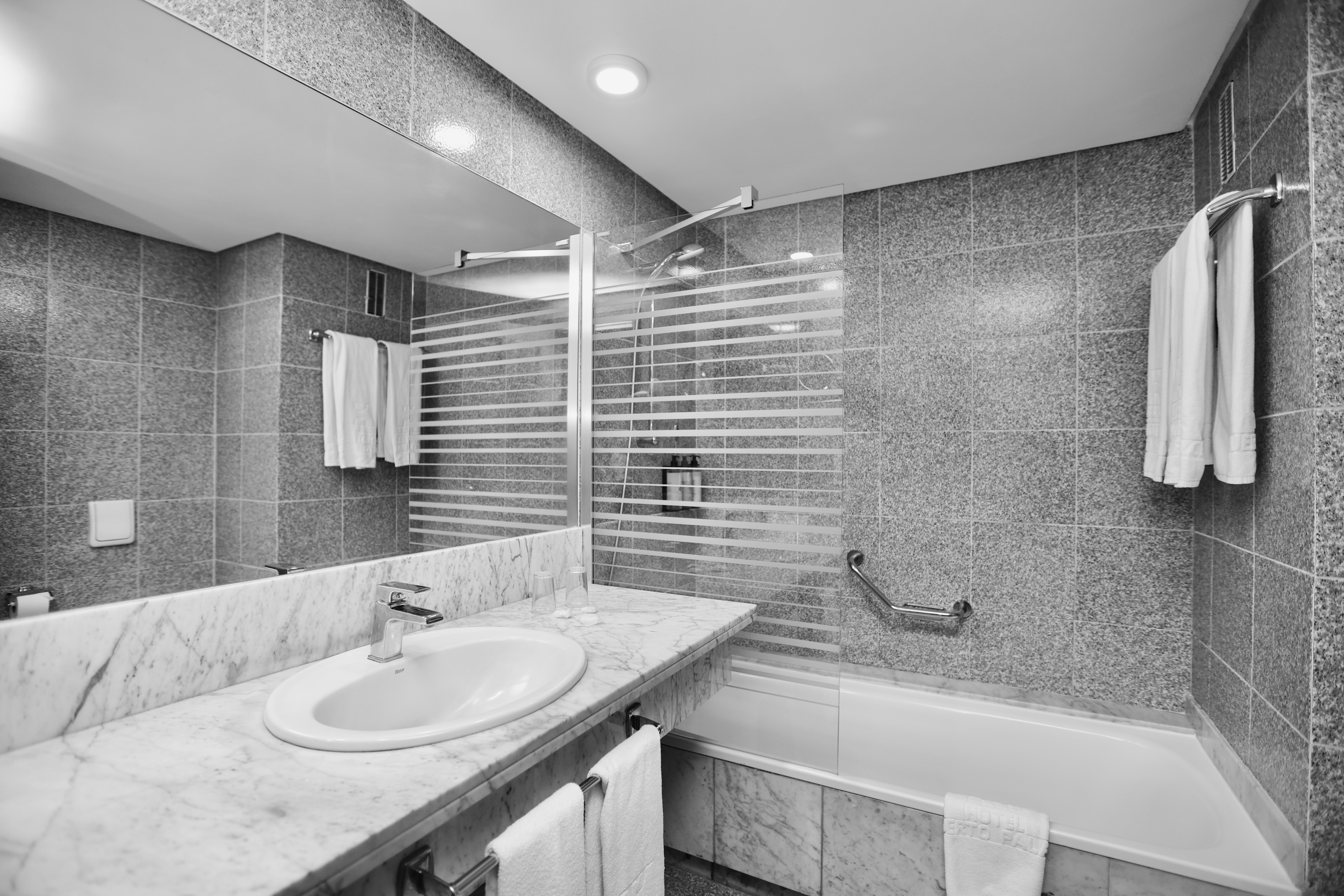 Single Standard Room Pool View With Balcony Or Terrace 4