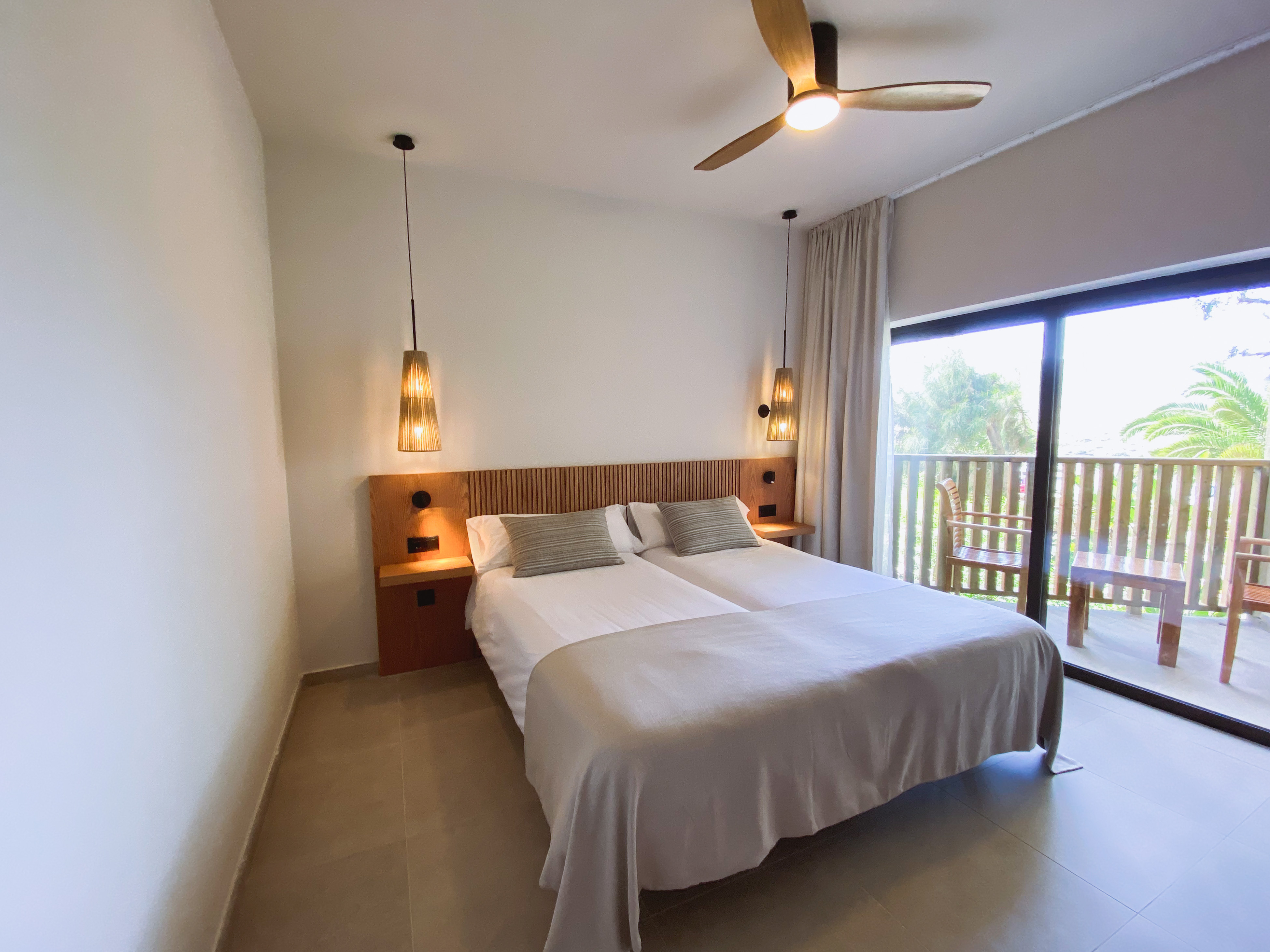 Double Superior Balcony Or Terrace (G) 4