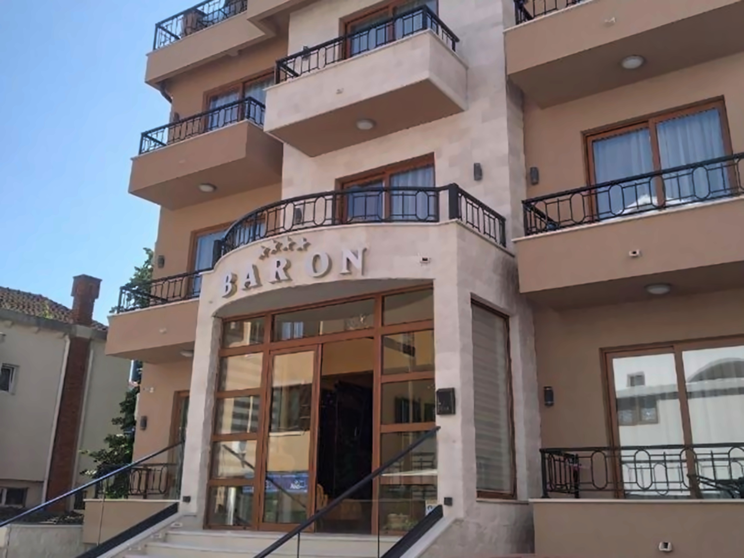 Apartments Baron