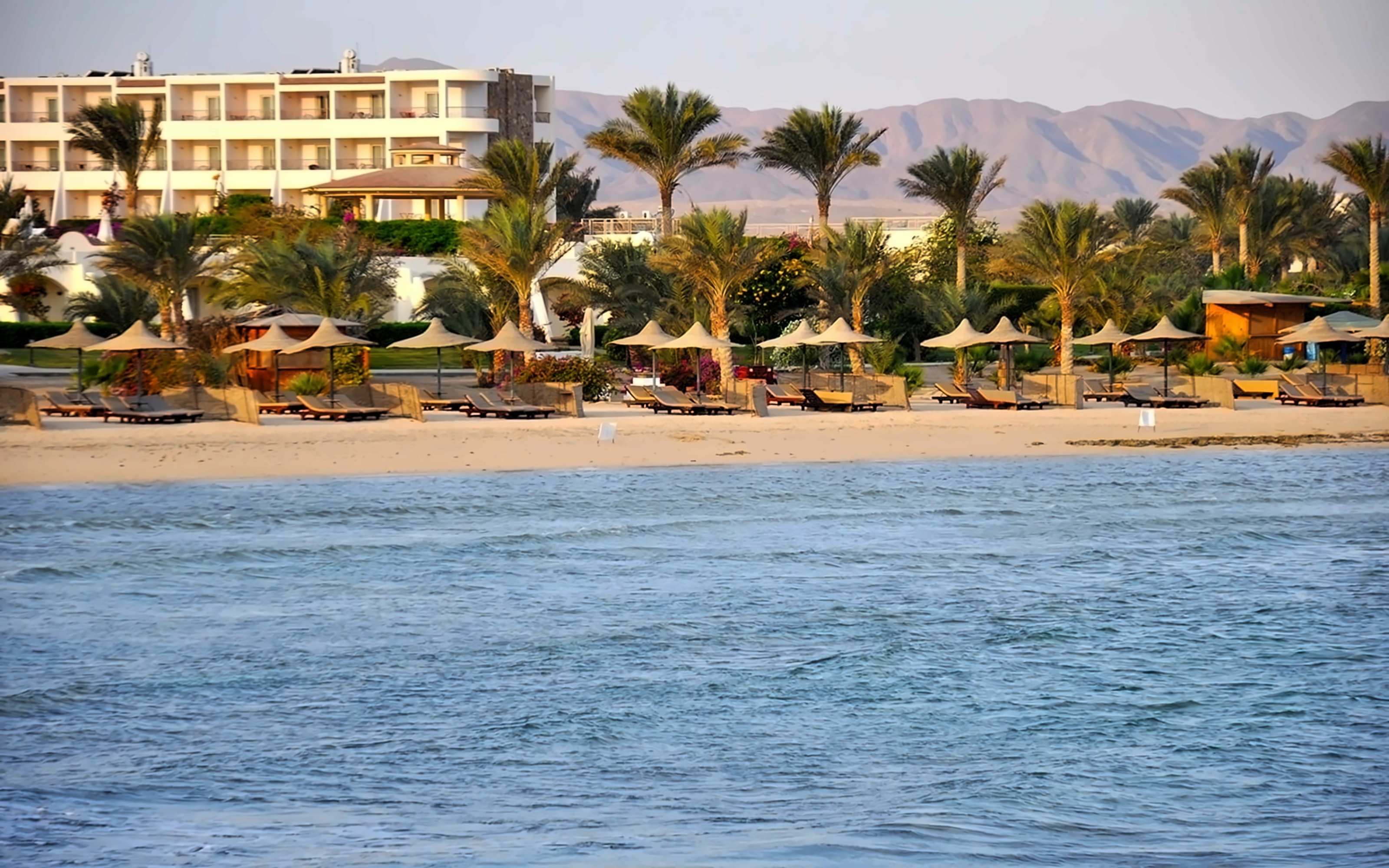 Royal Brayka Beach Resort