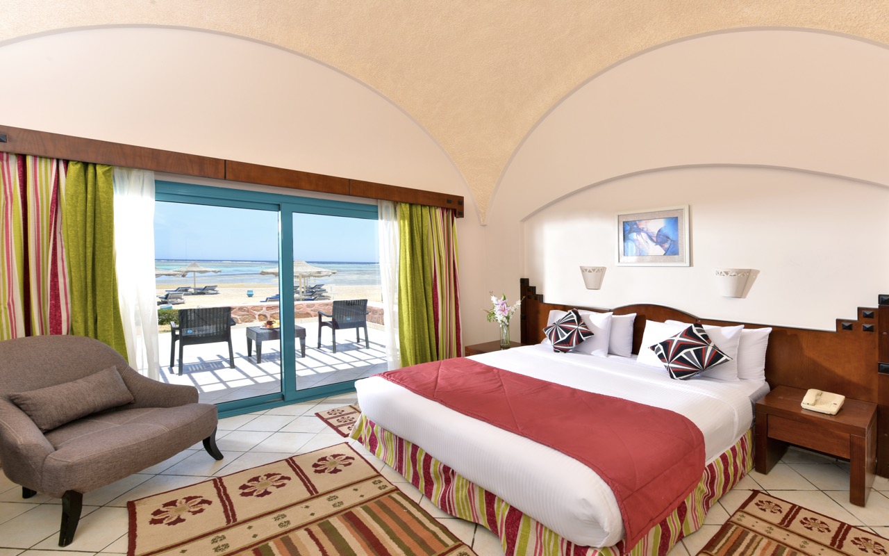 Standard Room Beach Front 3