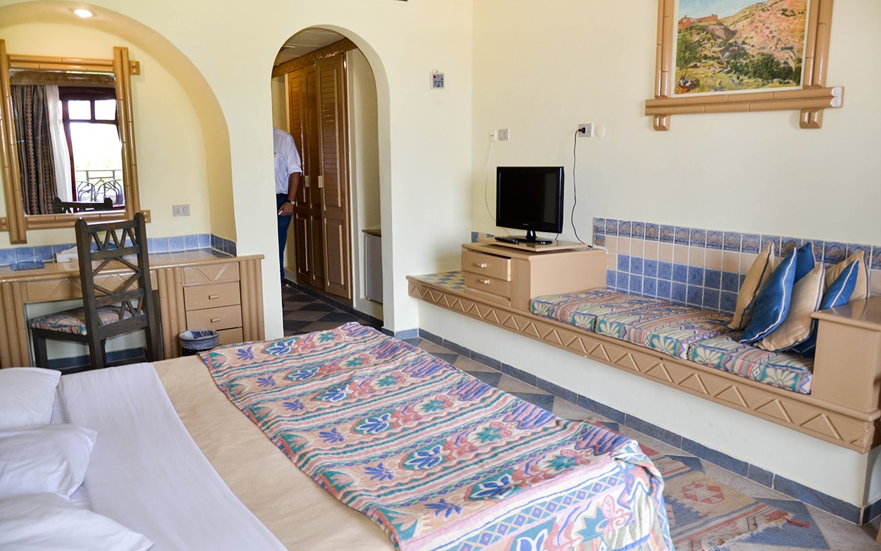 Standard Garden or Pool View Room 3
