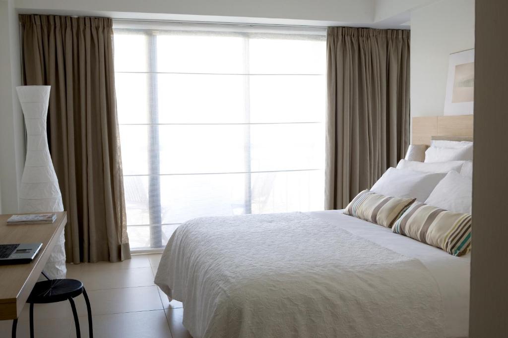 Superior Room Side Sea View 1