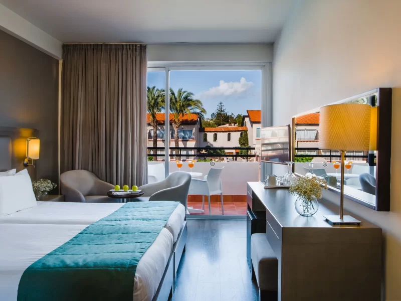 Superior Twin Room Inland View 1
