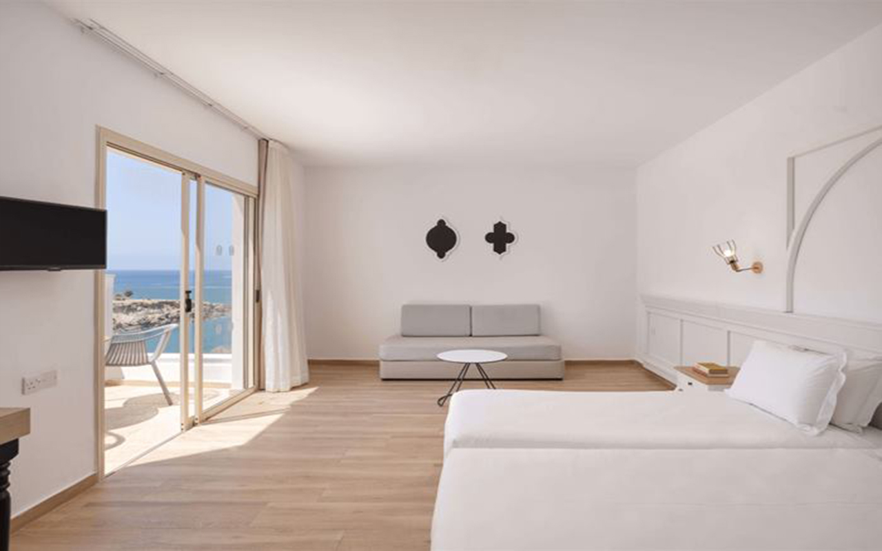 Studio Apartment Sea View 1