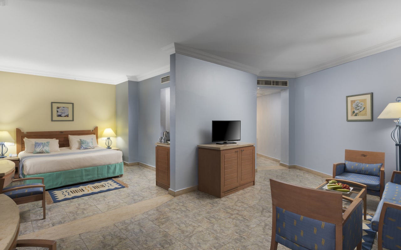 Family Room 1