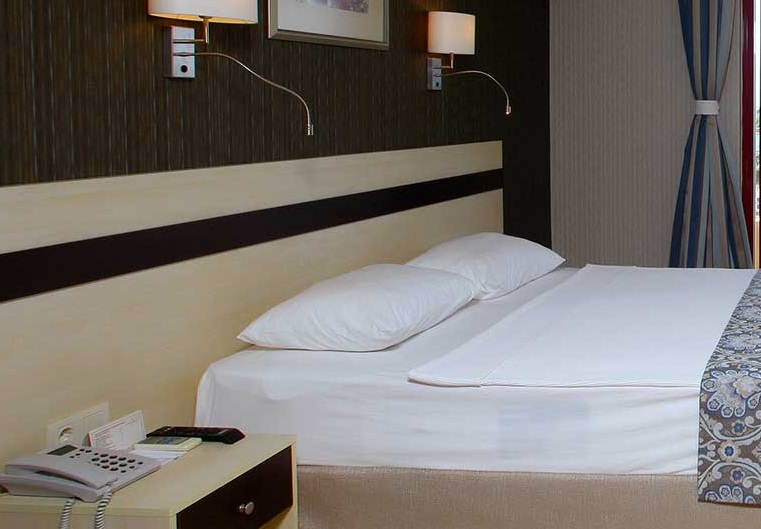 Economy Room 1