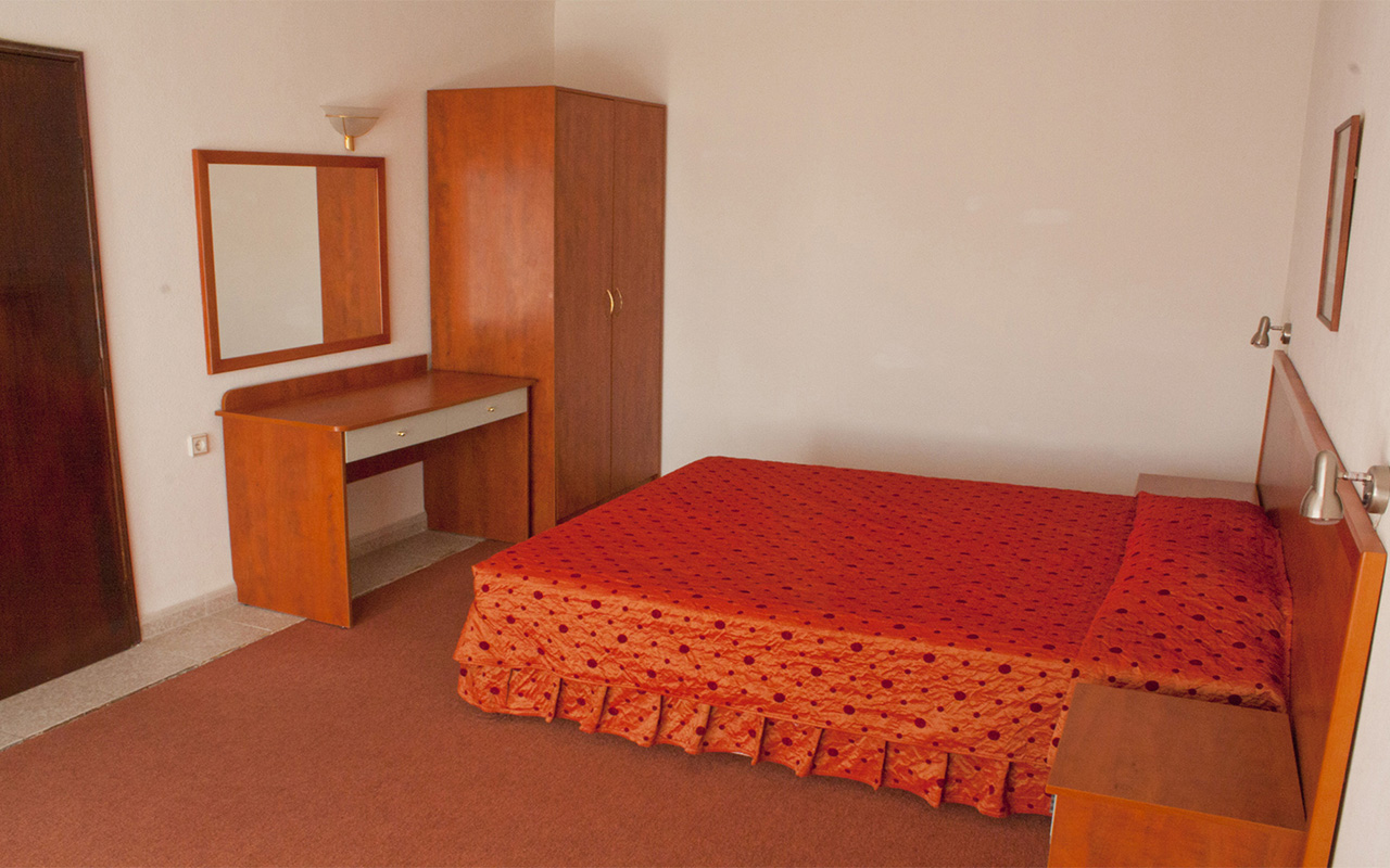 Apartment 1 Bedroom 1