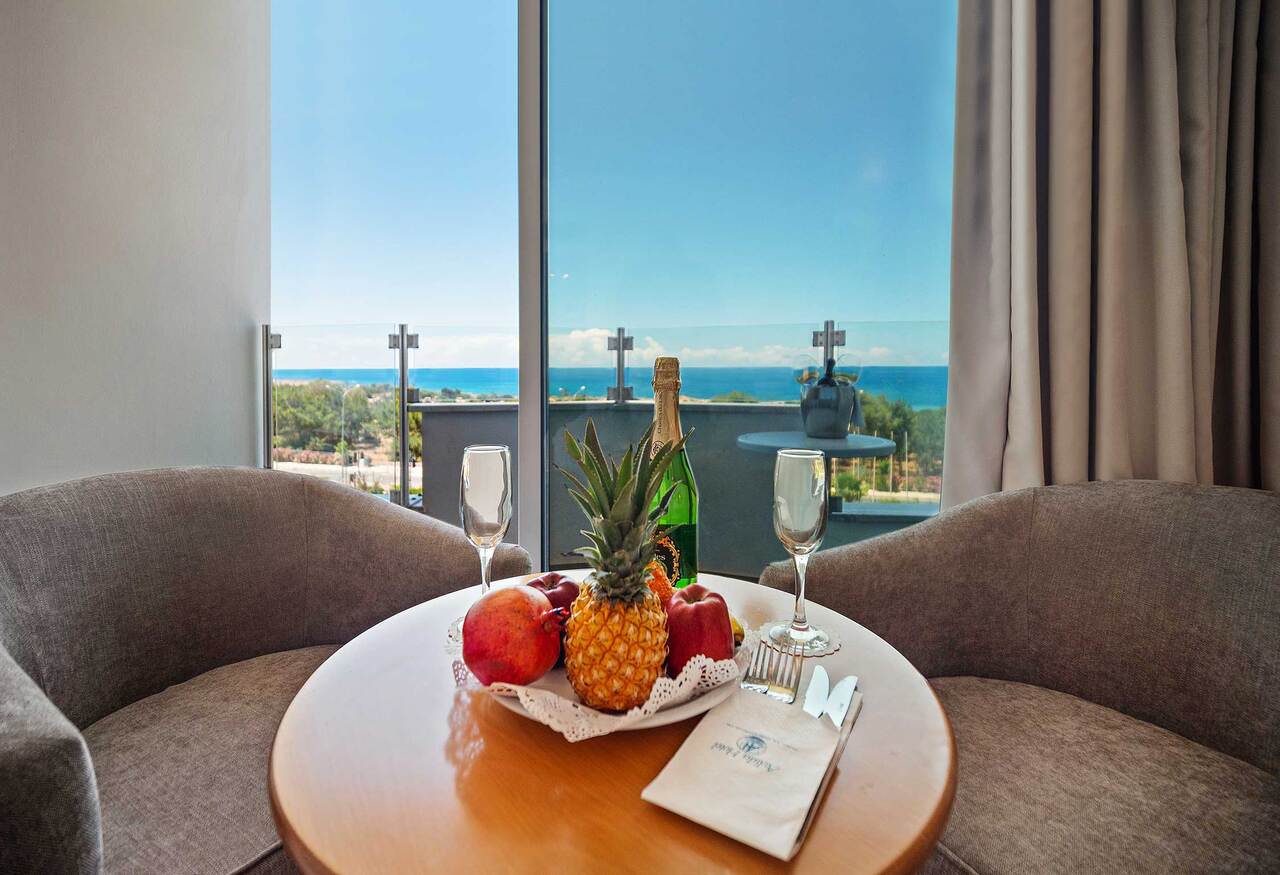 Twin Room Sea View 2