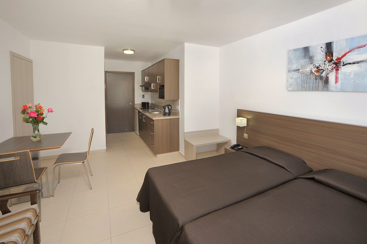 Studio Apartment Inland View 2