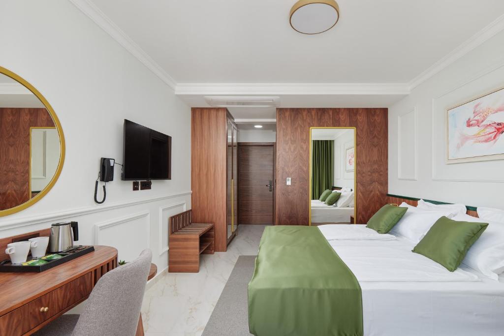 Standard with Extra Bed 2