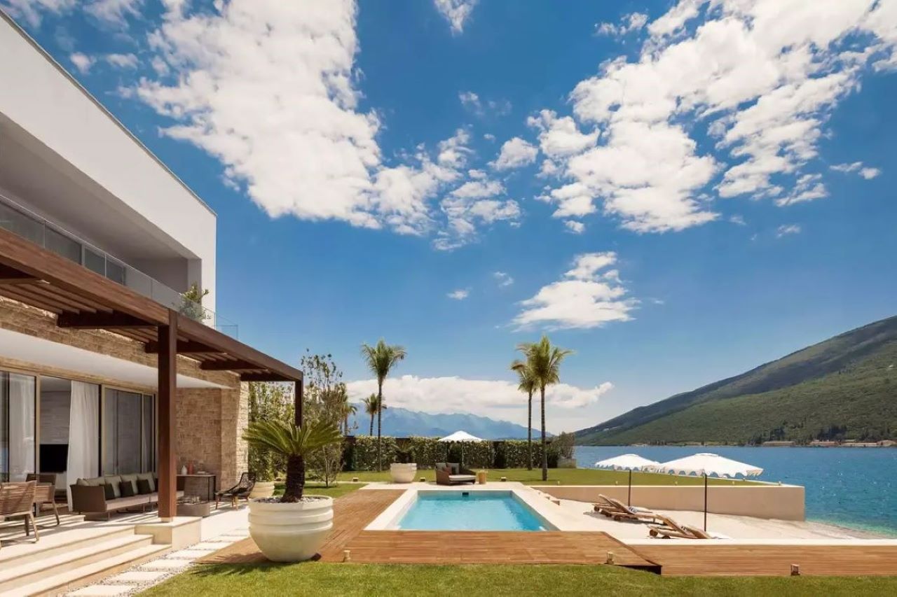 Vila Lovcen 4 bedrooms 2