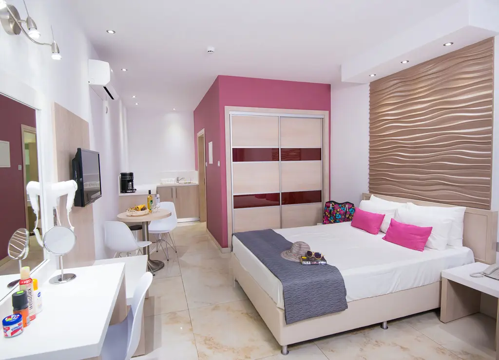 Luxury Room - Long Balcony 2