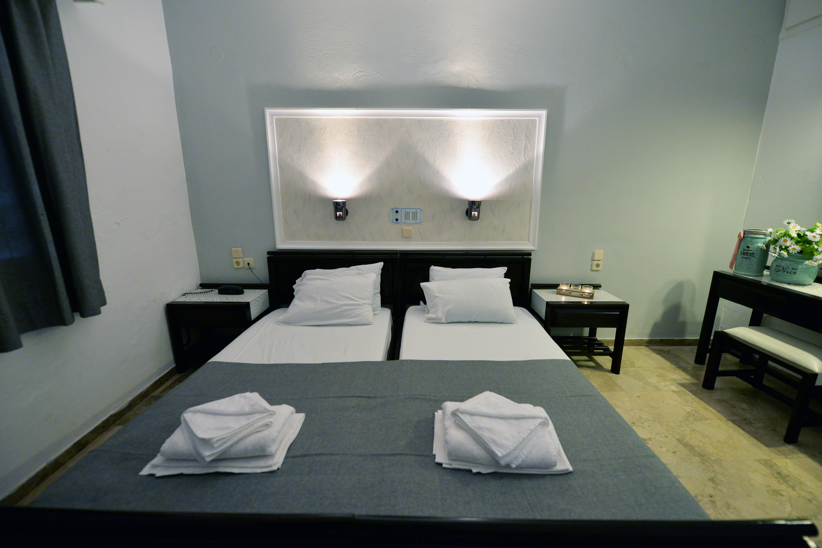 Twin Room 4