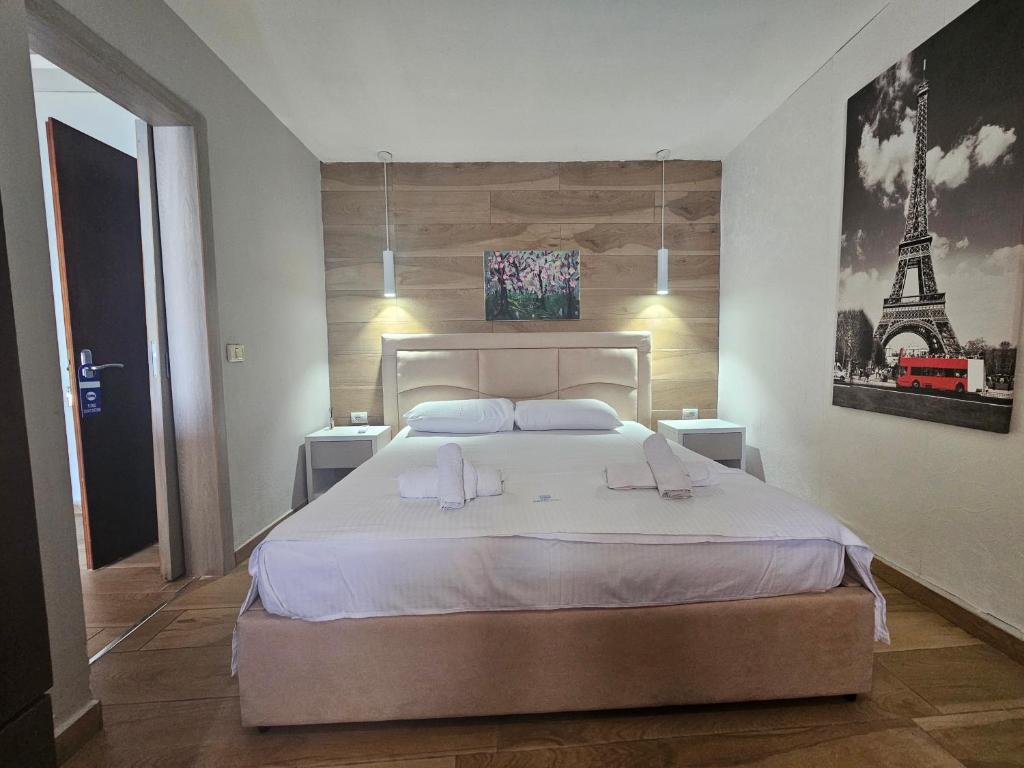 Quadriple Sea View Room 4