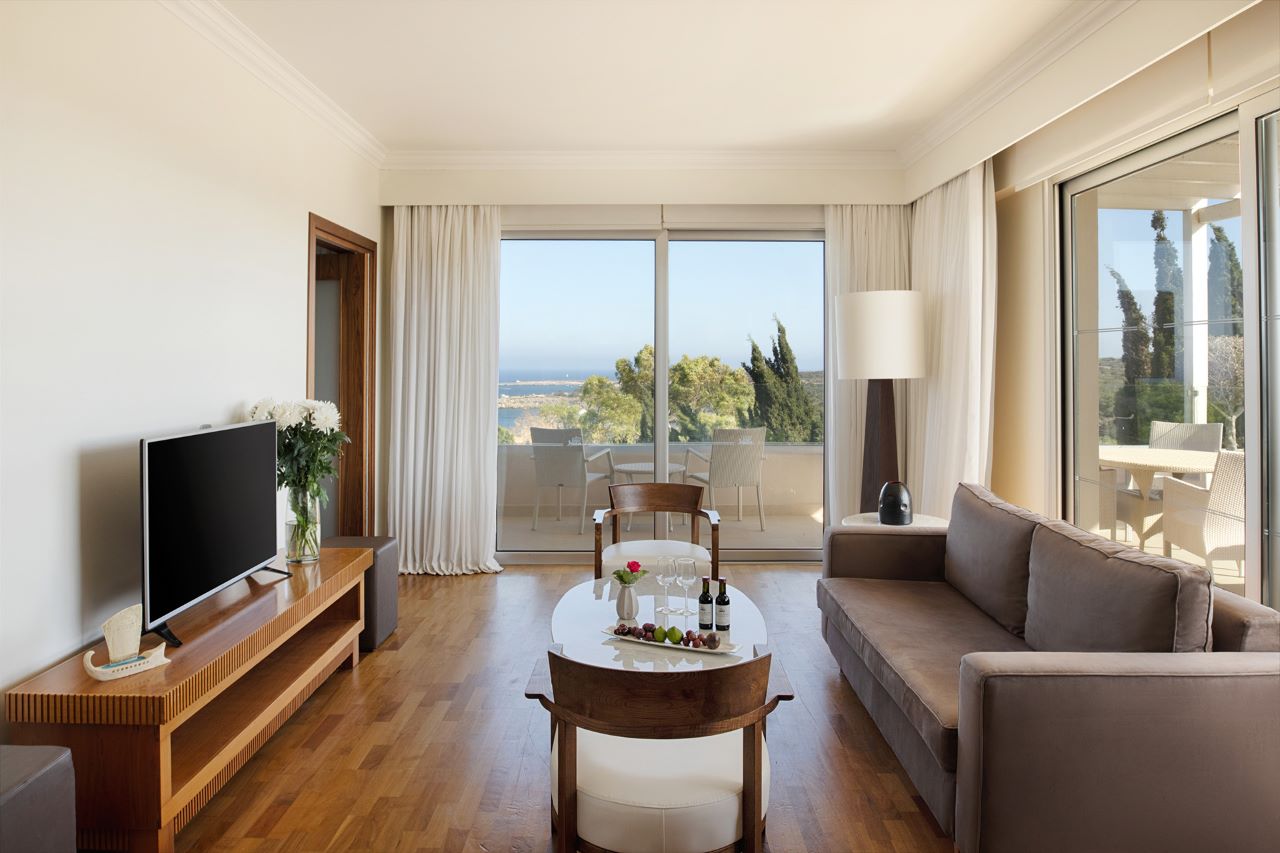 Deluxe Suite Sea View 1
