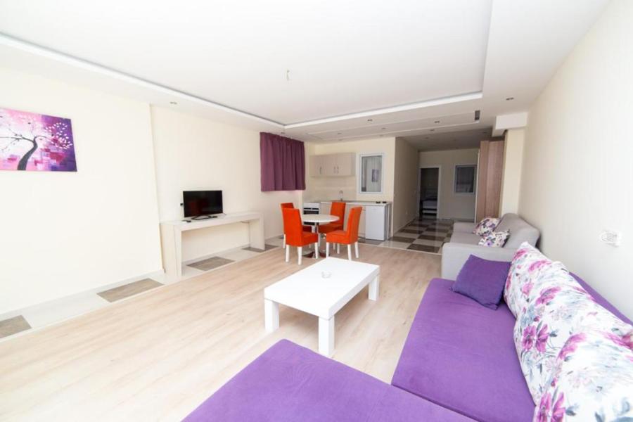Apartment 06 1
