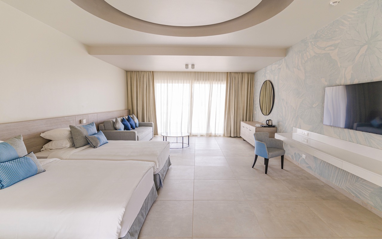 Fabulous Room 1
