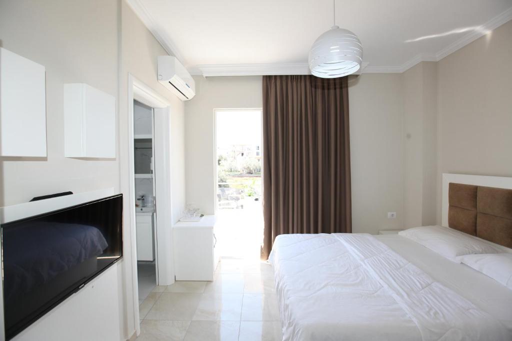 Standard Double Room 4