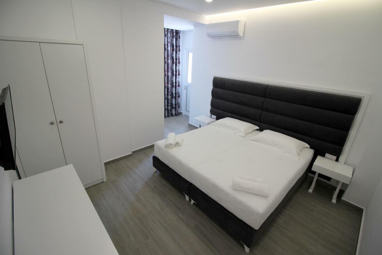 Double Room Street View 1