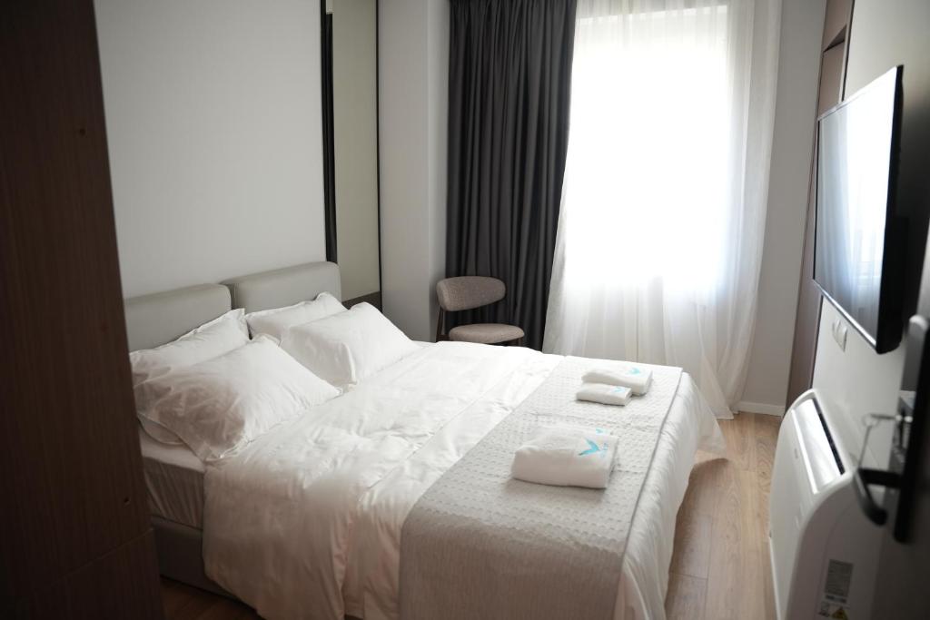 Small Room 1
