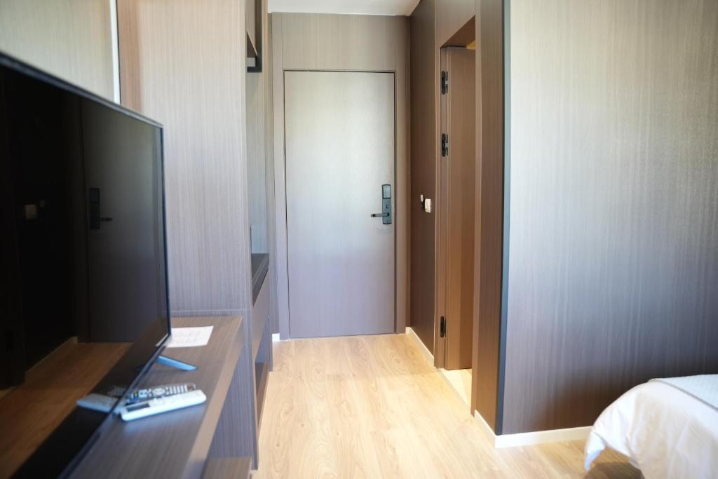 Standard Double Room 4