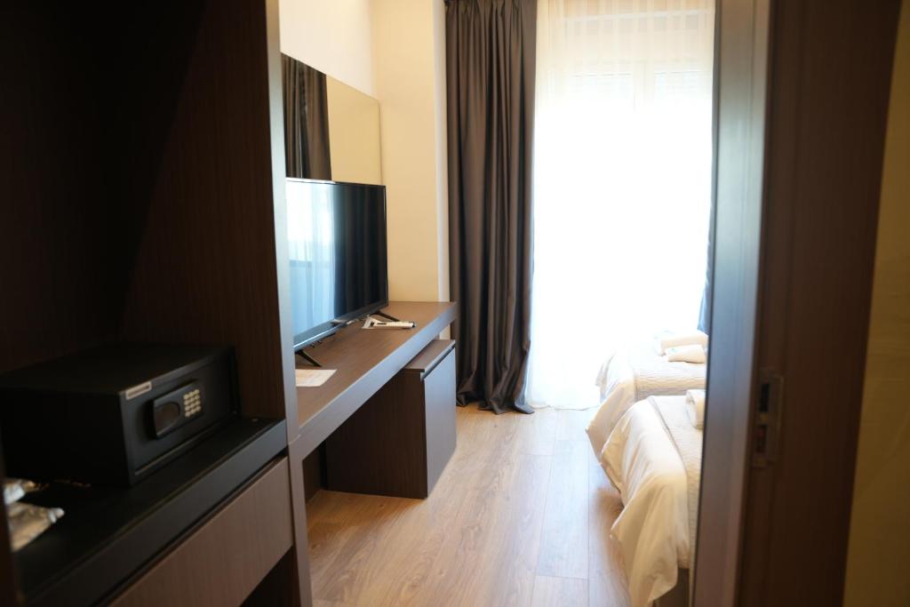 Standard Twin Room 3