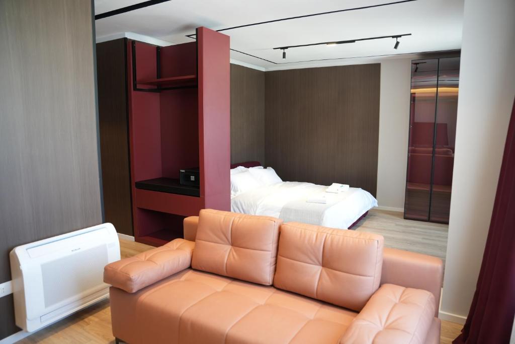 King Deluxe Room 2