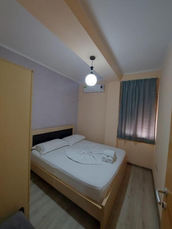 2st Floor Apt With Balcony & Kitchen 3
