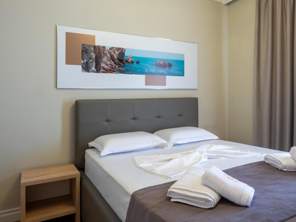 Standard Double Room 2