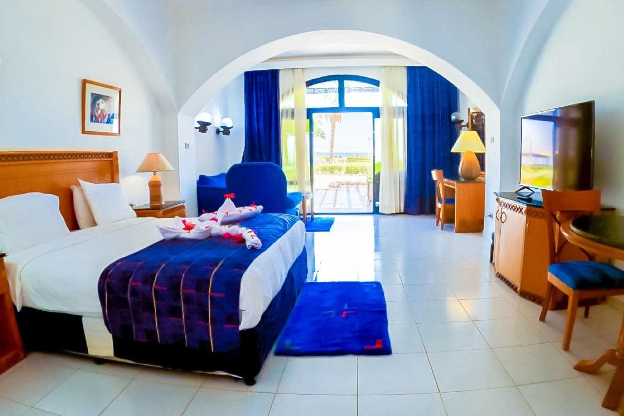 Deluxe Room 1