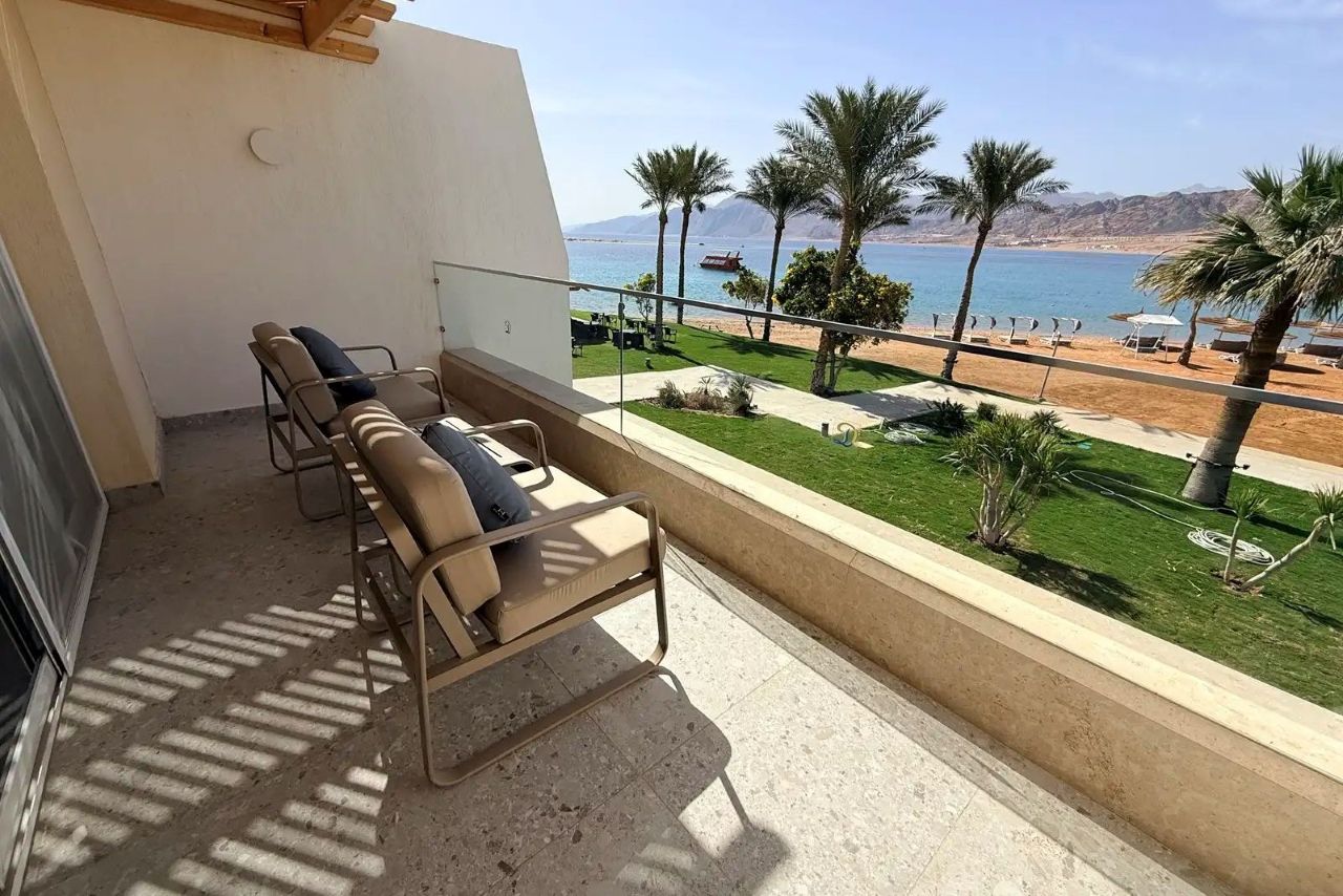 Beach Front 4