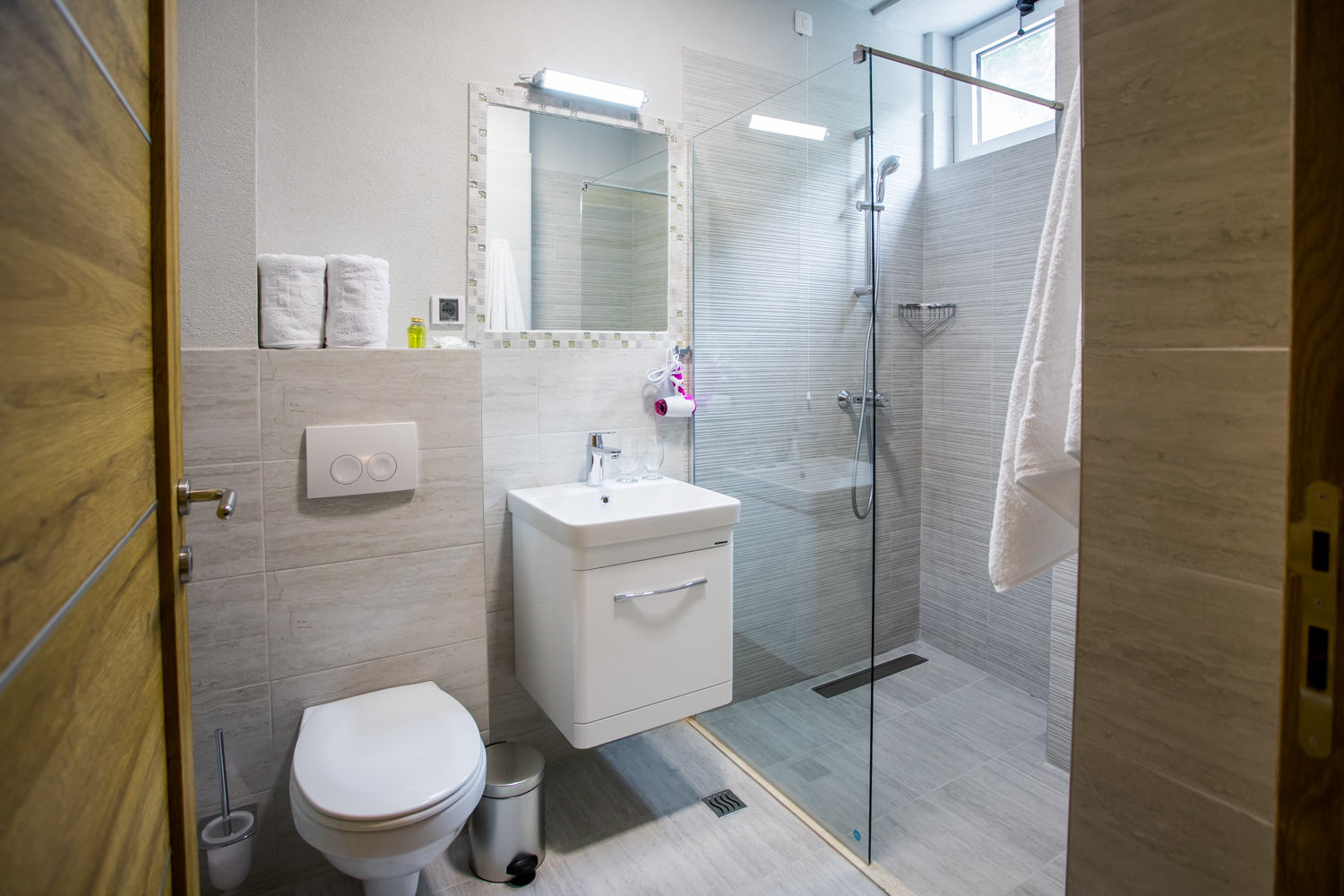 Deluxe Double/Twin Sea view 4